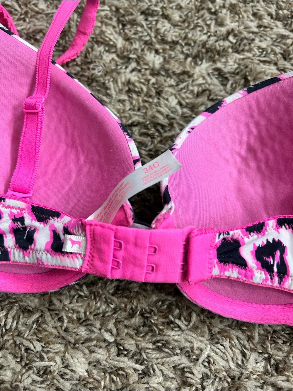 Pink Victoria's Secret Y2K Leopard Print T-Shirt Bra Sz 34C